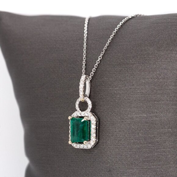 1.2cts Zambian Emerald Pendant in Solid 14K Gold with Natural Diamonds - Picture 5 of 8